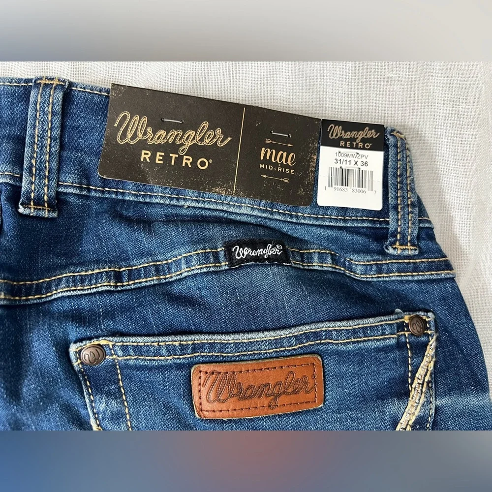 Wrangler Retro 31/11X36 Women's Classic Blue Boot Cut Jeans Mid-Rise NWT #7 - Picture 5 of 13